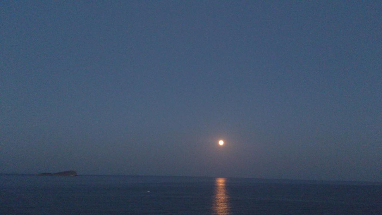 Endless Blue From Syros - Fabrika Resort House 1 Vari  Bagian luar foto